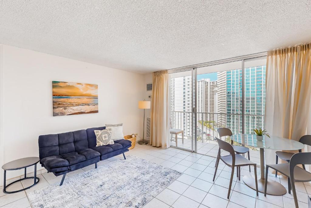 Pavilion at Waikiki 1804 - 30 Night Minimum, Honolulu