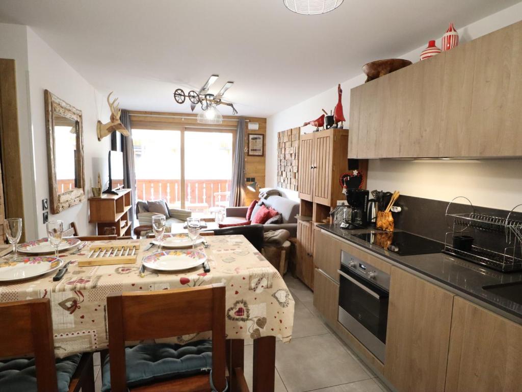 Appartement neuf aux Gets, à 50m des pistes, avec balcon et parking - FR-1-623-242, Les Gets