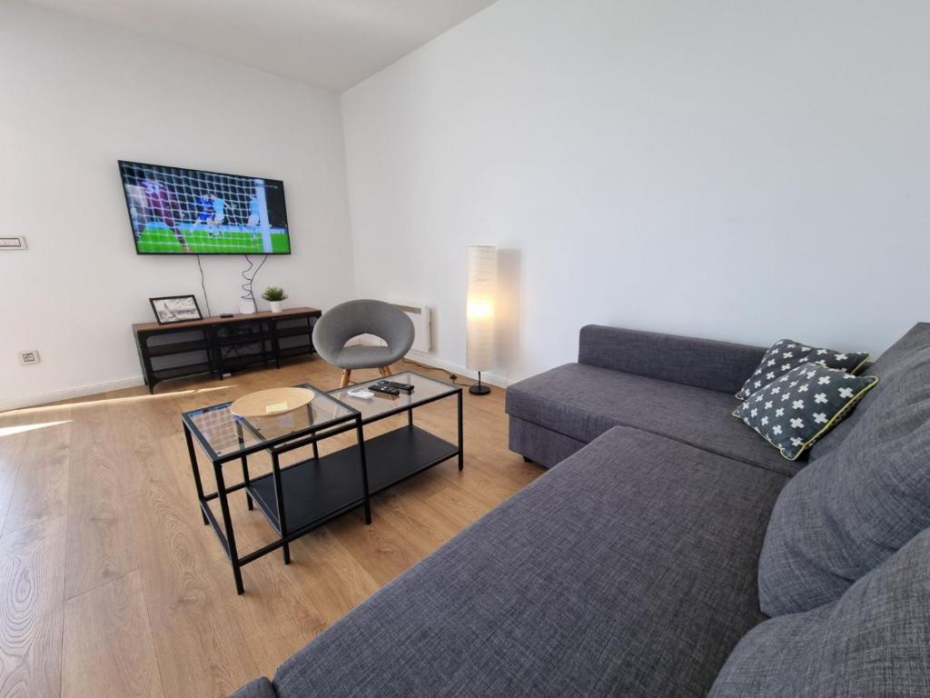 Janis Janulis 22 - 3