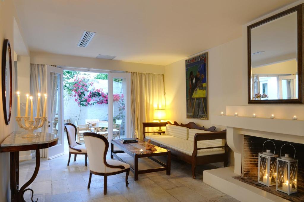 フロント・ロビー