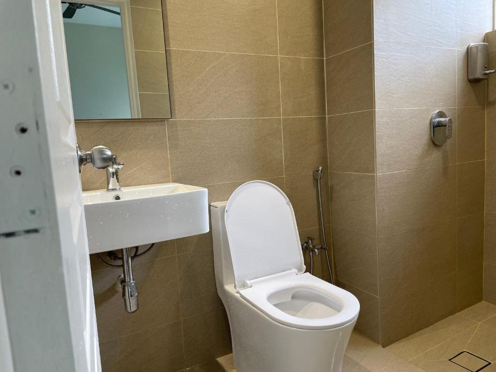 Well-appointed bathrooms