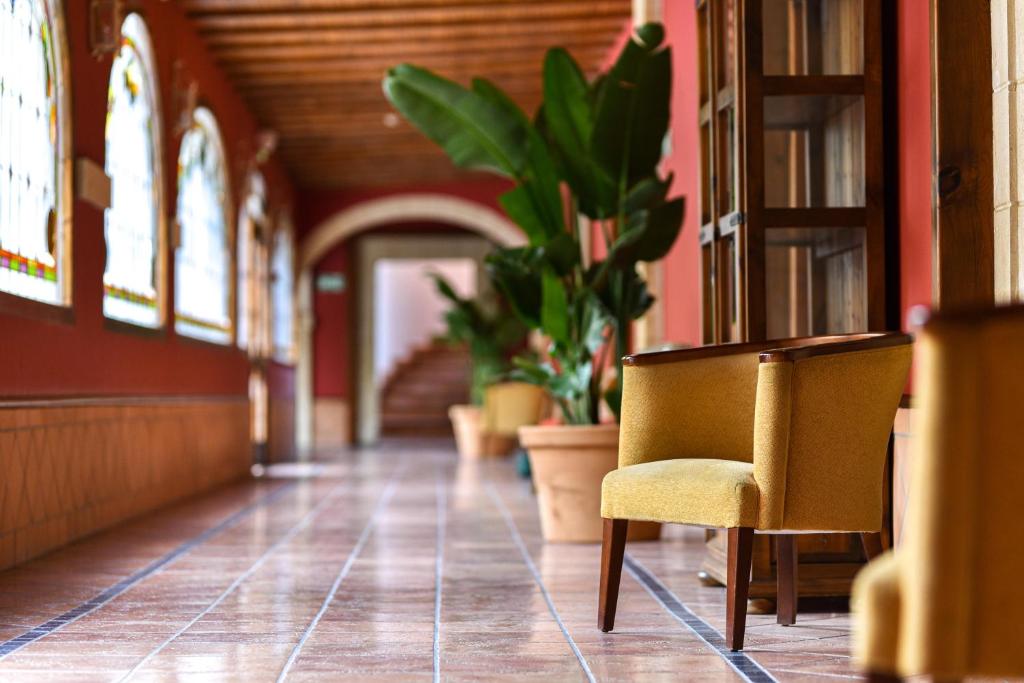 フロント・ロビー