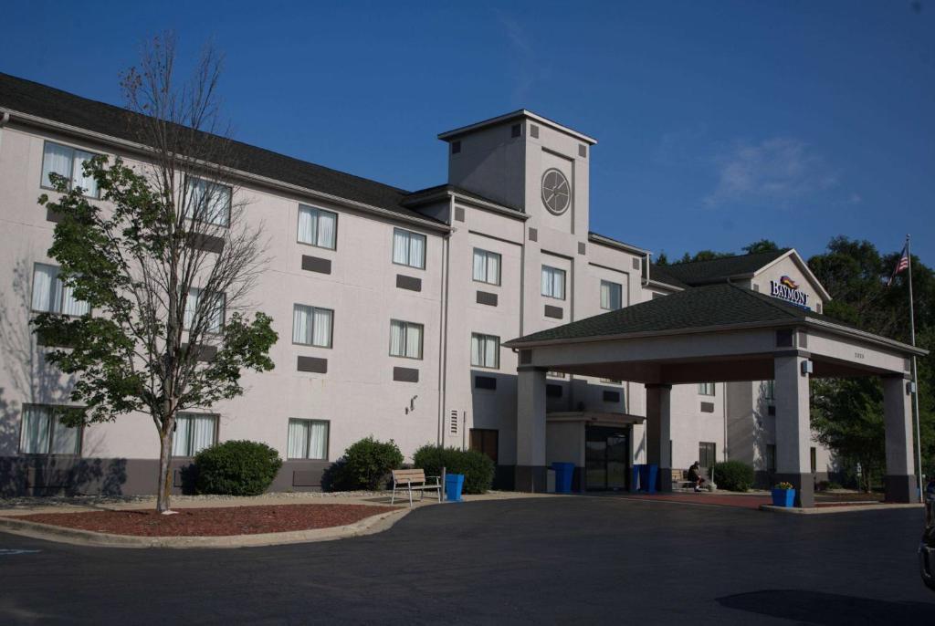 Baymont by Wyndham Portage, Portage