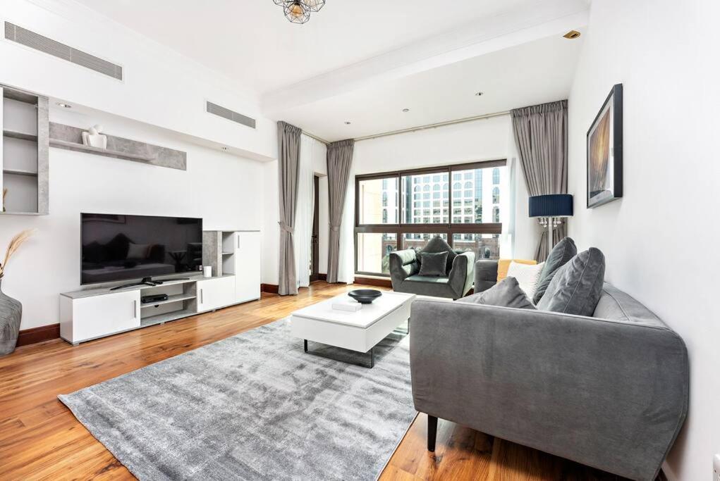 StoneTree - 1BR apartment with Beach Access Fairmont in Palm Jumeirah, Dubaï