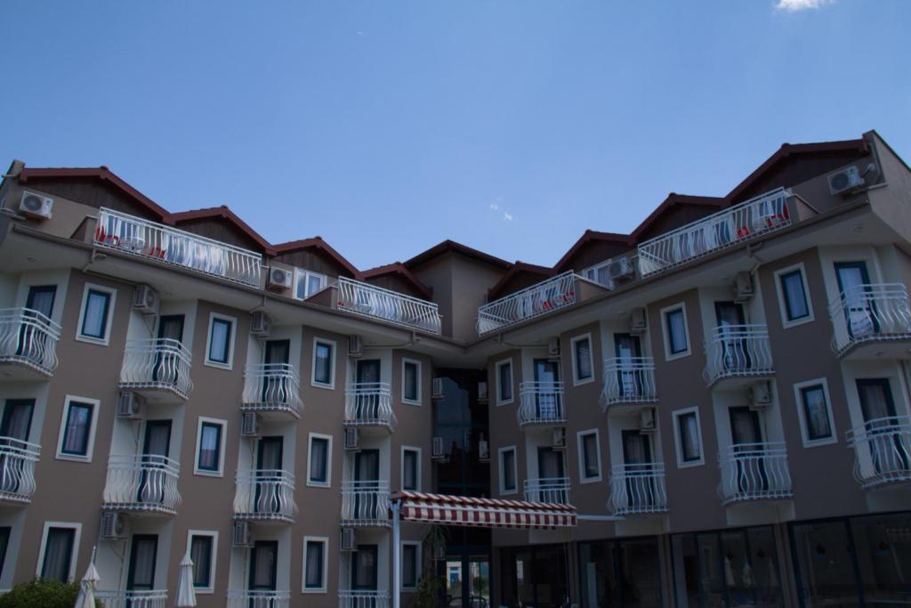 Remer Hotel — Hotel building in Fethiye, Mugla