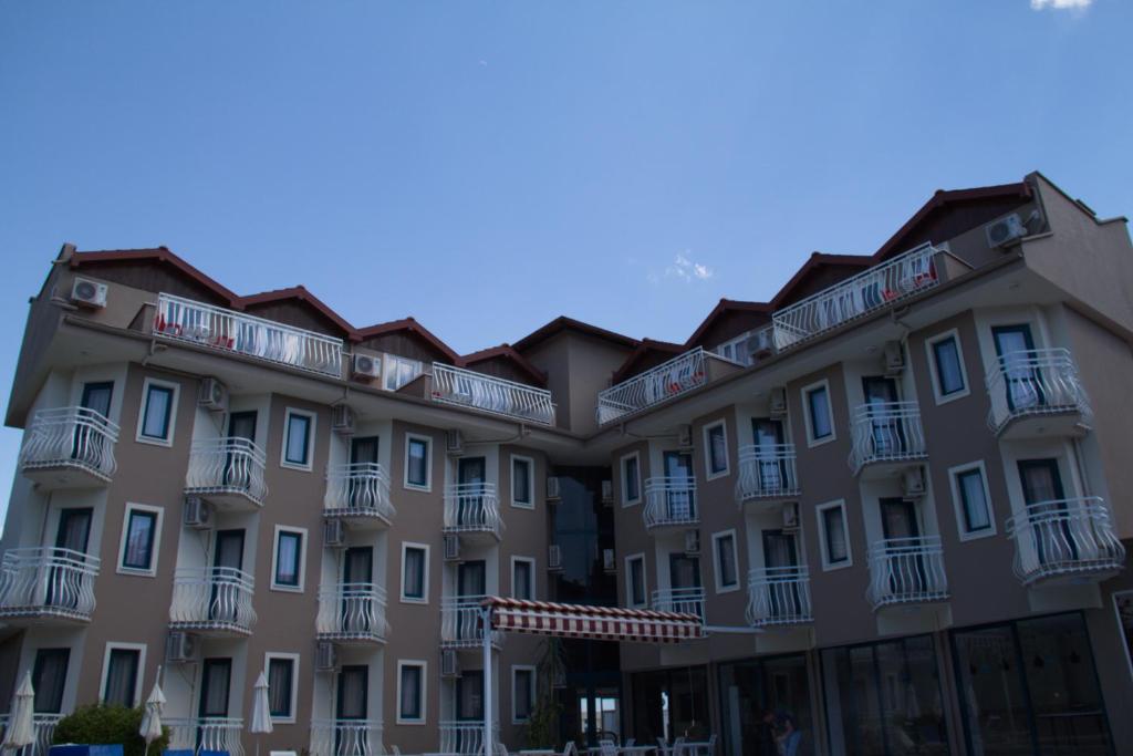 Remer Hotel — Hotel building in Fethiye, Mugla