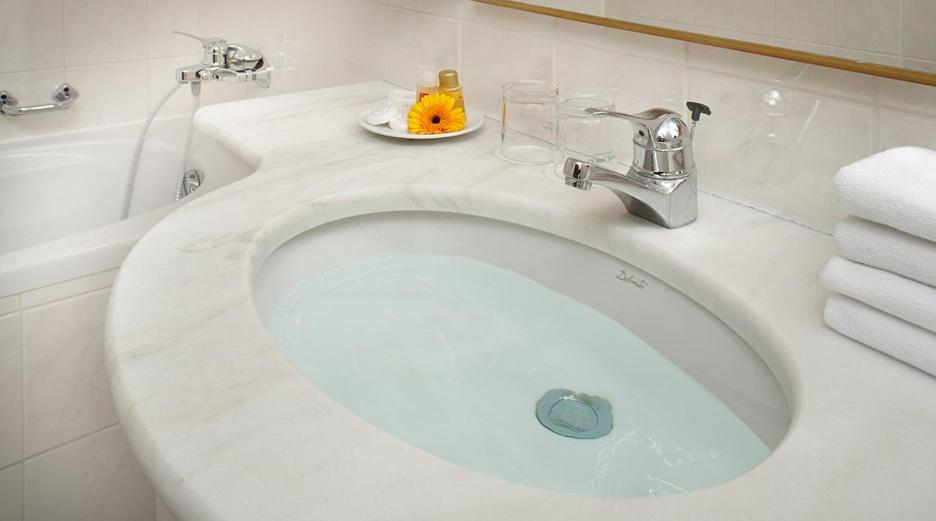 Hotel Cernigov photo
