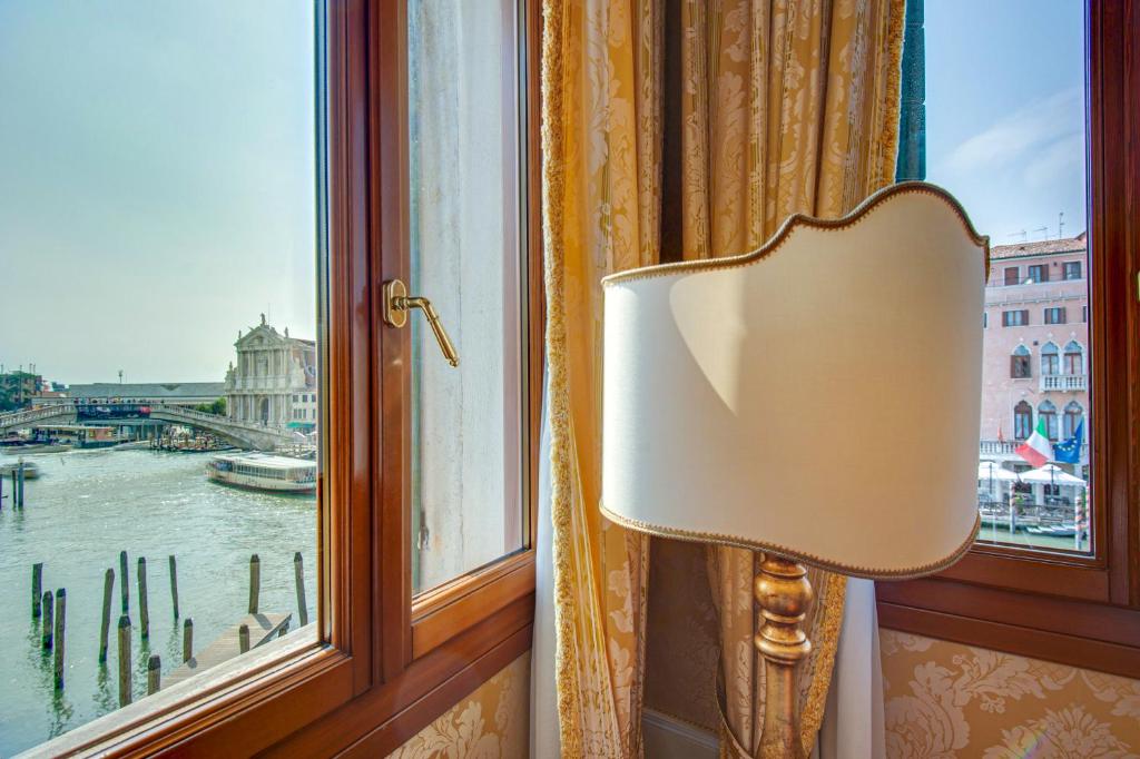 카날 그랜드 호텔 호텔 상세 정보