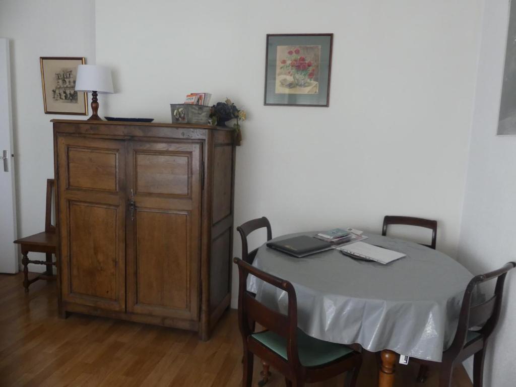 T2 calme logement entier 45 m² sur Debourg/Gerland - 2