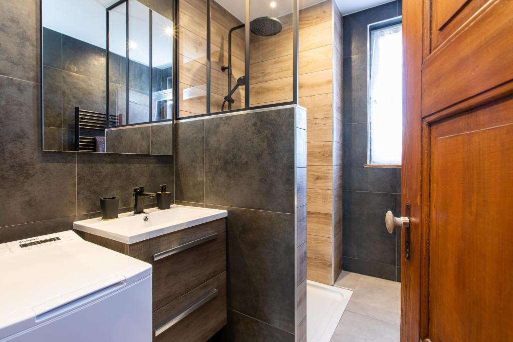 Refuge Ladhof Odysalis I Chic-Moderne-Proche du centre-ville 3 pieces 2 Chambres - 4