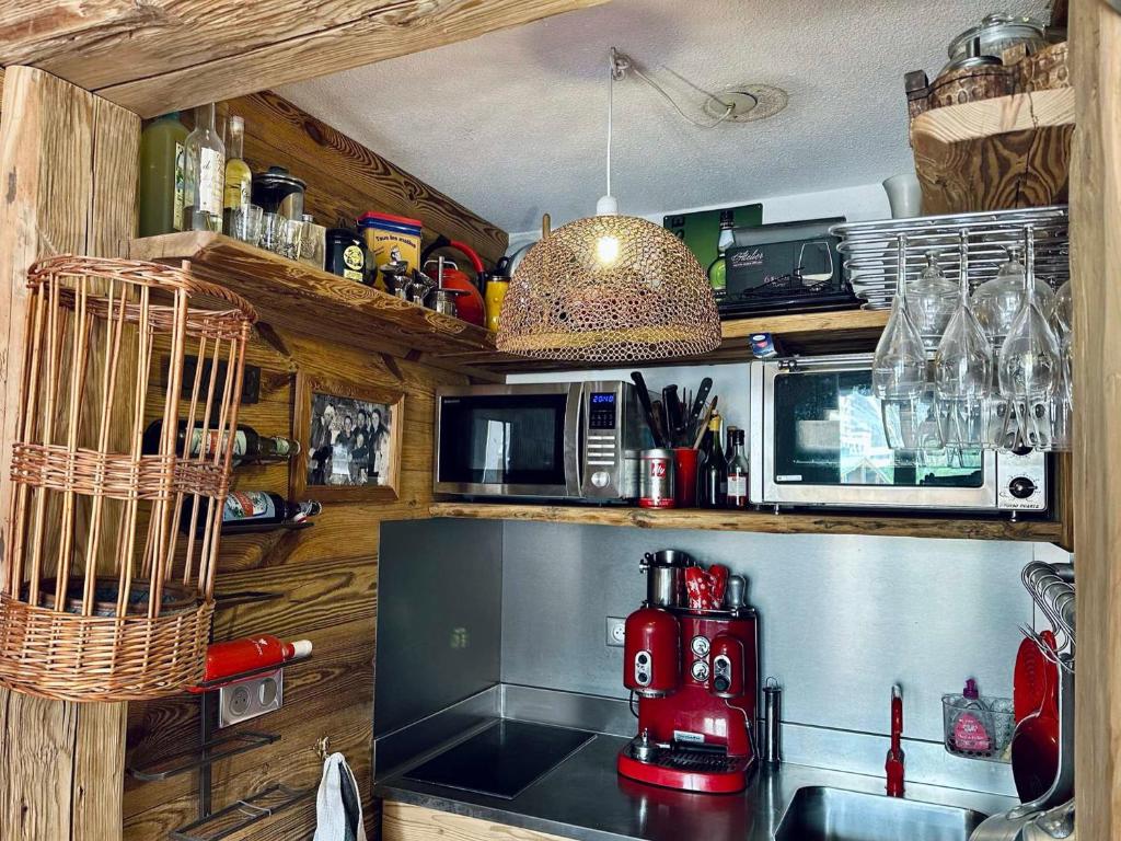 Studio rénové au centre de Val d'Isère - FR-1-411-899 - 5