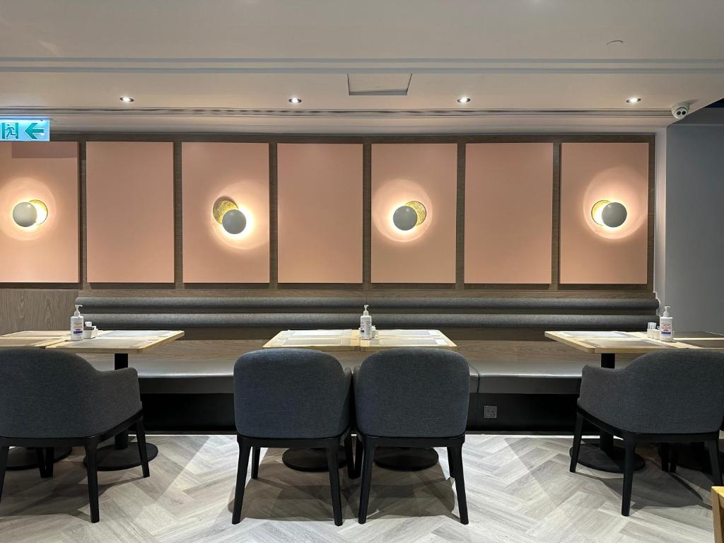 Restaurant, Camlux Hotel in Hong Kong