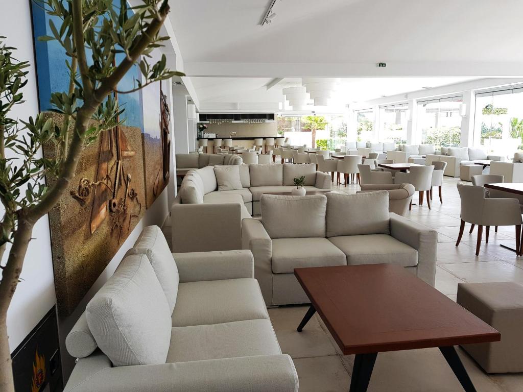 フロント・ロビー