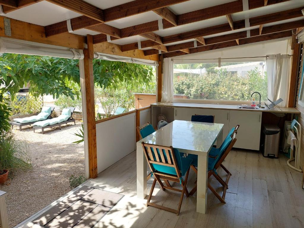 Mobil-home bord de mer Hyères - 3