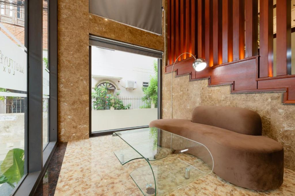 Minh Tuyet Luxury Hotel