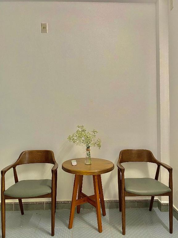 Shine Riverside Homestay