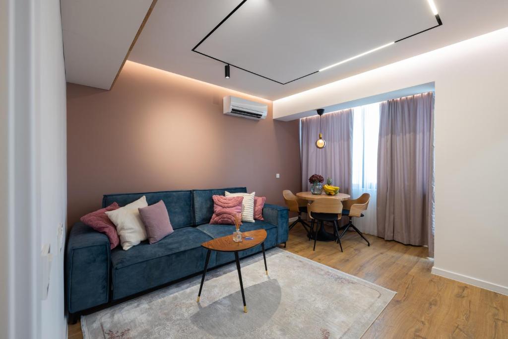 OPAL Beachfront Apartment, Varna