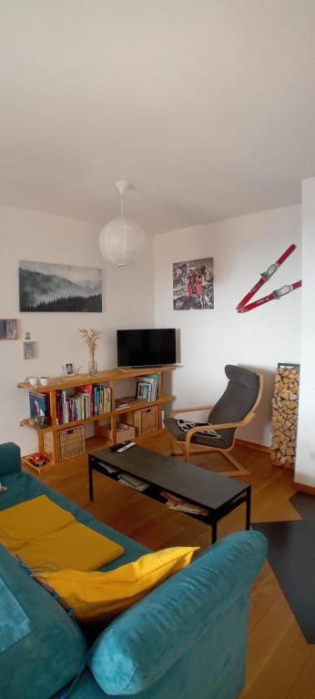 Appartement CHENILLE charmant 2 pièces plein pied avec jardin et vue magnifique - 2