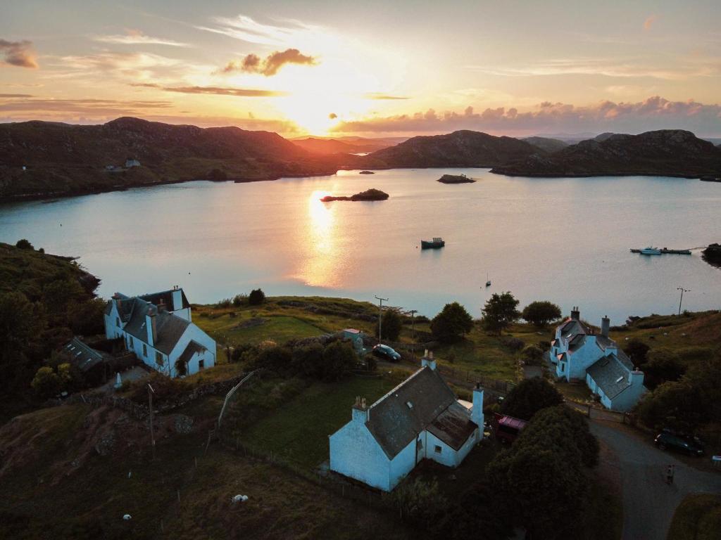 South Lochs Cottage, Marvig