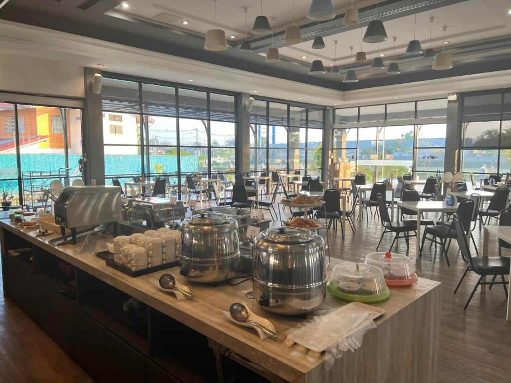 Restaurant, Som O House Hotel in Nakhonratchasima