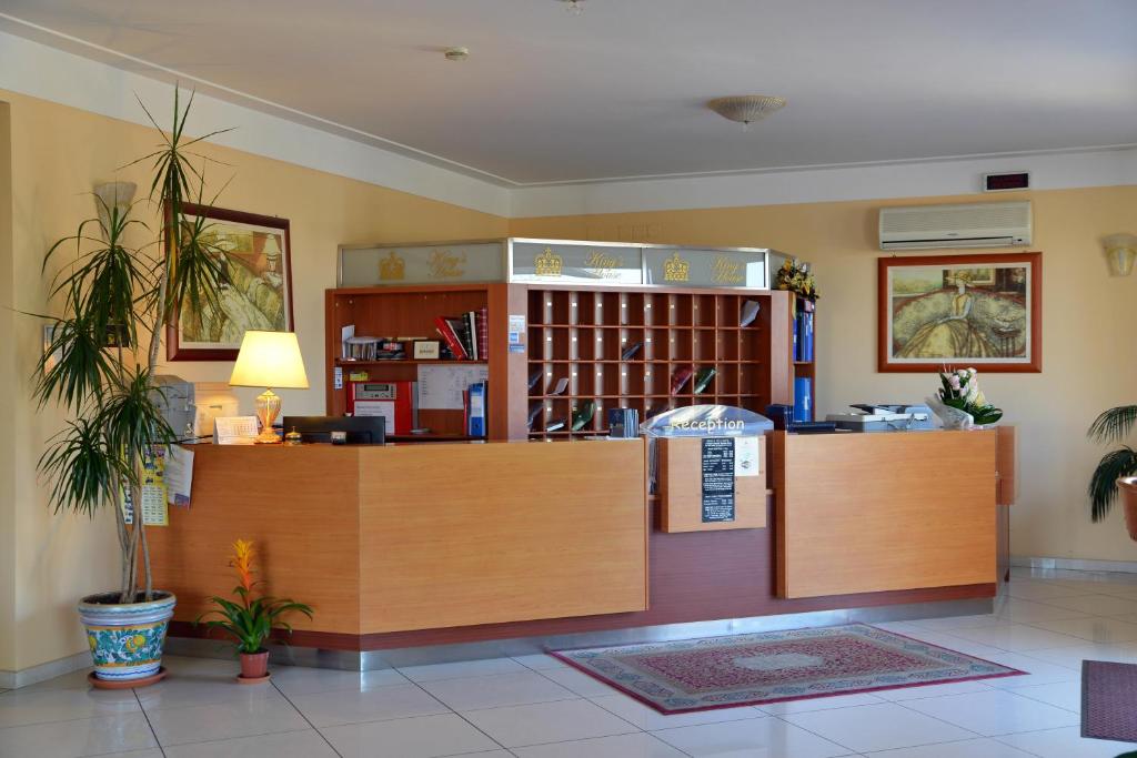 King's House Hotel Resort photo