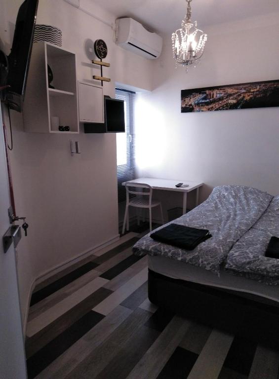 CityRoom - 5