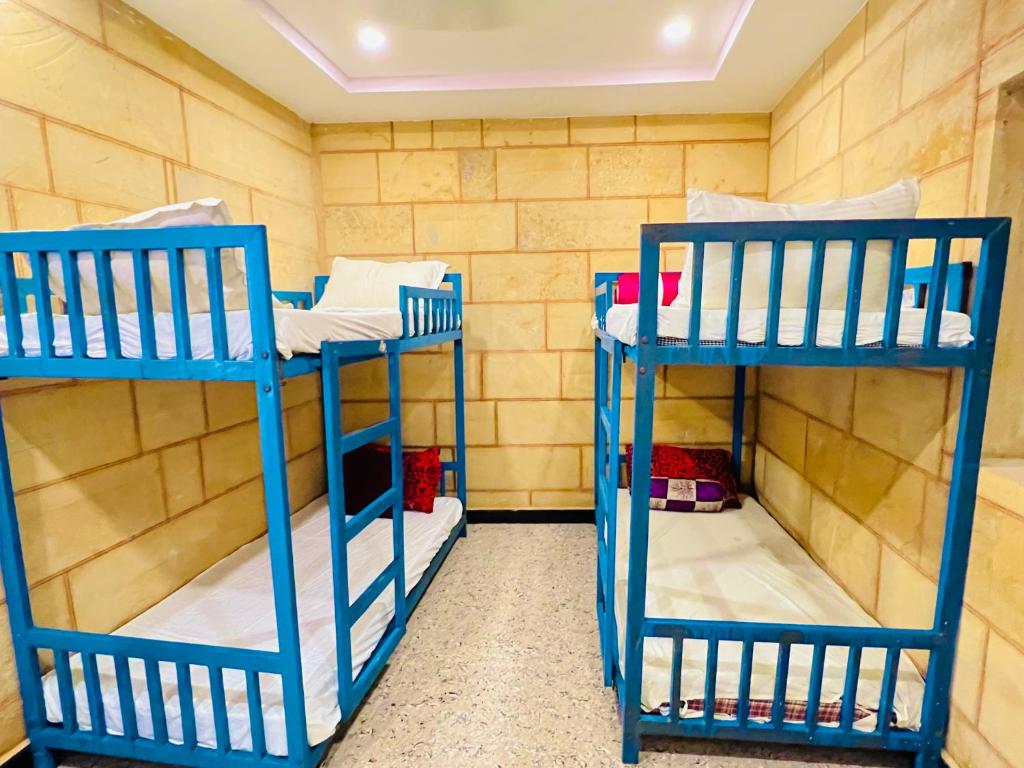 Hotel Gujarati Palace