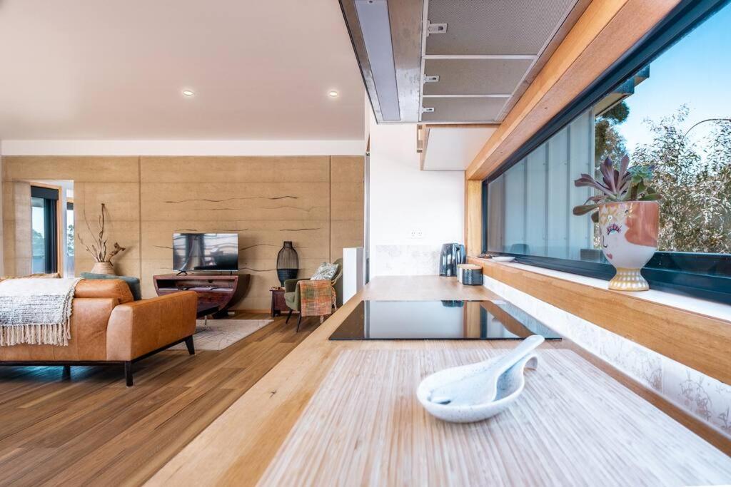 Luxe PLUS! Incredible Views, Bicheno