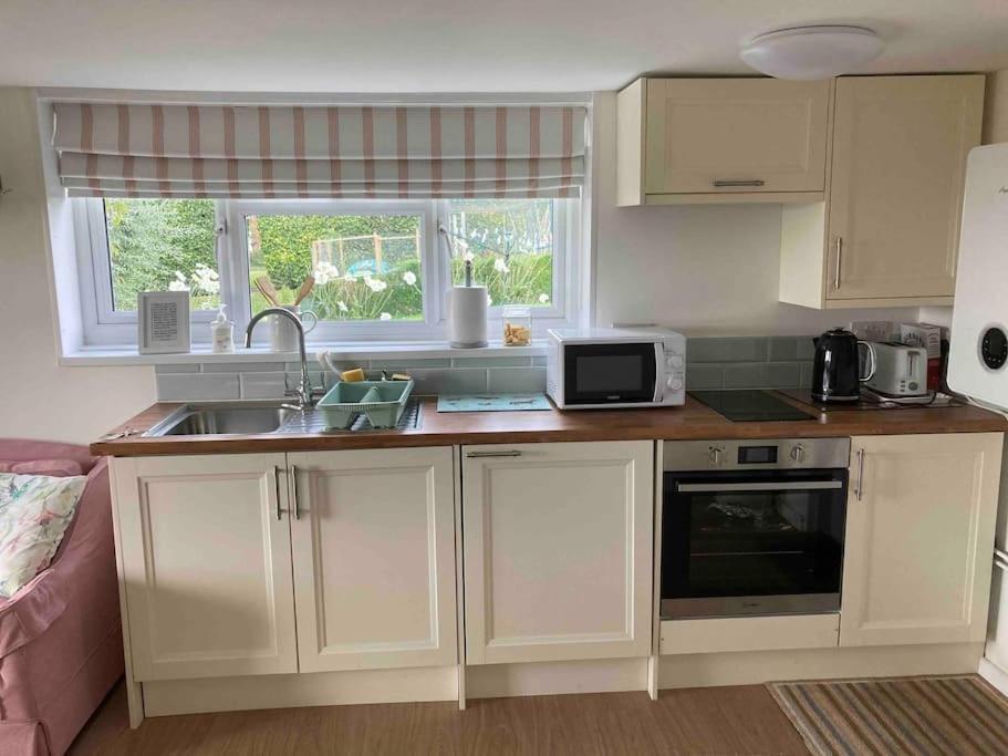 Oak Tree Cottage photo 6