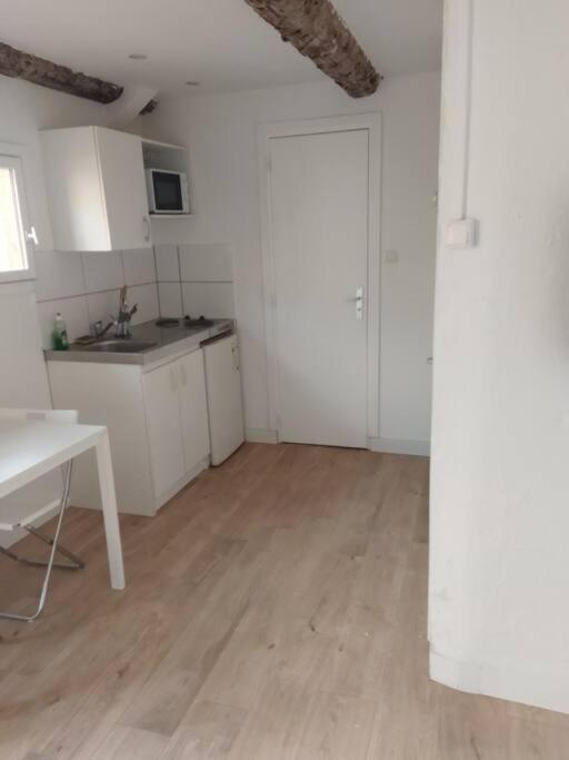 Budgetbnb 35, Sur les toits de Toulon - 2