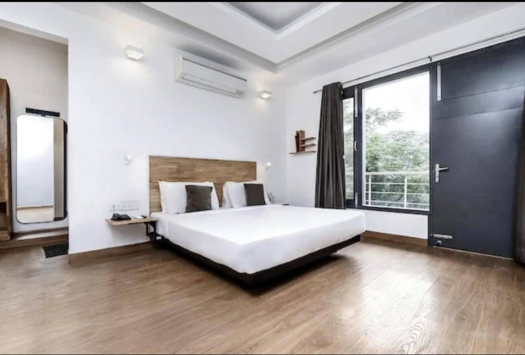 STAYPLACE 121