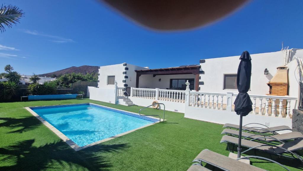 VILLA VINSTA - 1