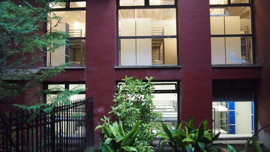 Albergue Plaza Catedral photo