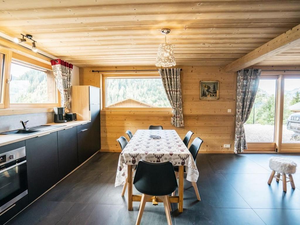 Charmant chalet 3 pièces pour 6 pers avec terrasse à Châtel, proche centre et télécabine. - FR-1-676-14 - 3