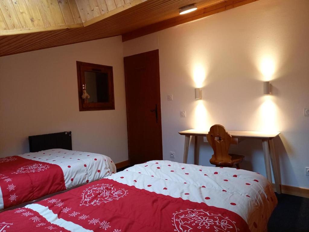 Chalet chaleureux à Châtel - Idéal 6 pers, 3 pièces, proche télésiège, WIFI, balcon sud, garage - FR-1-676-21 - 4