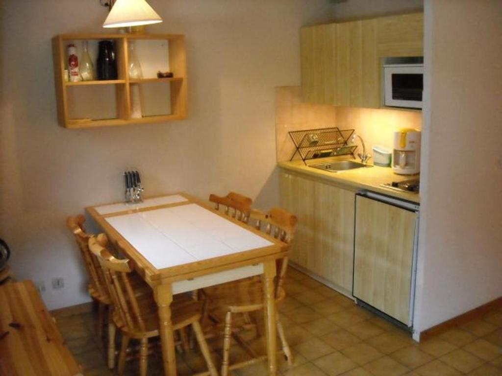 Studio Châtel, 4 pers, balcon, proche télécabine Linga, parking, coin cuisine équipé - FR-1-676-29 - 1