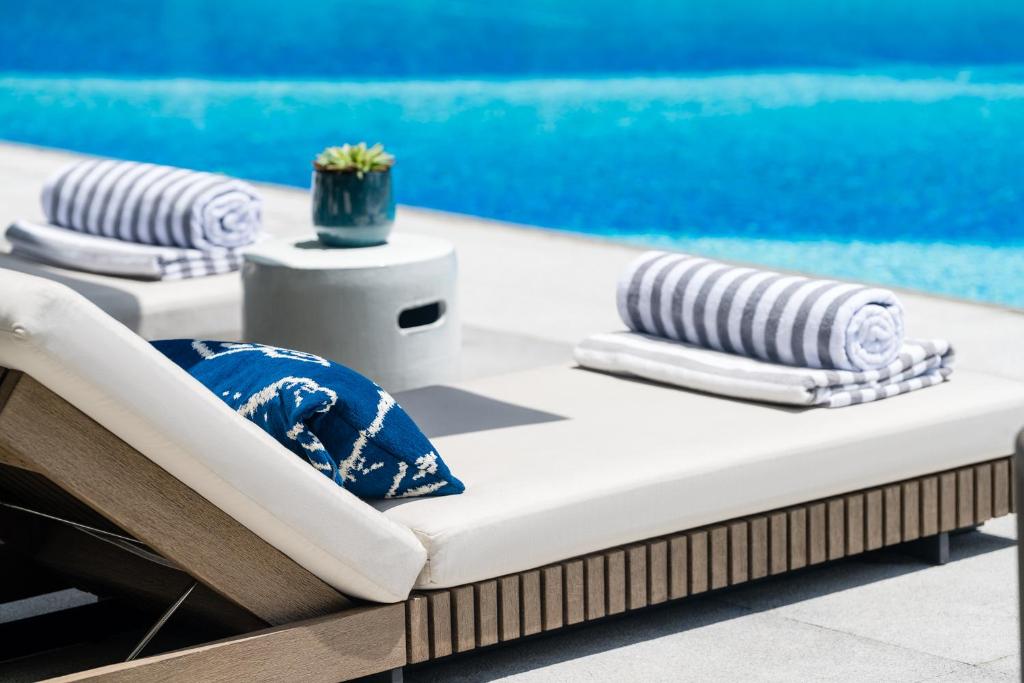 スイミングプール