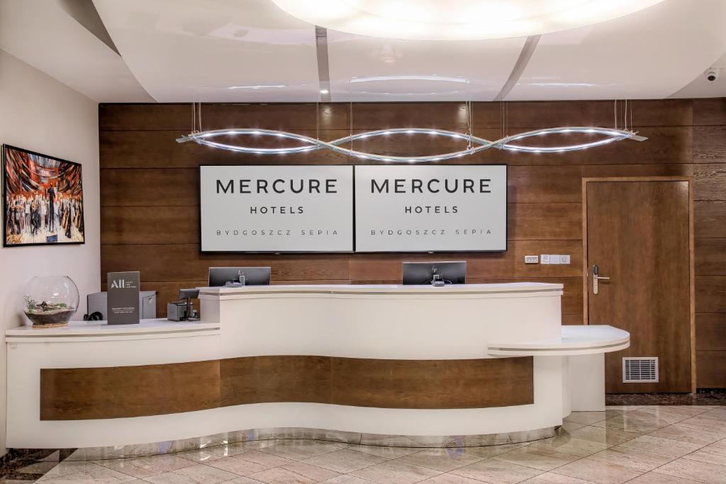 フロント・ロビー