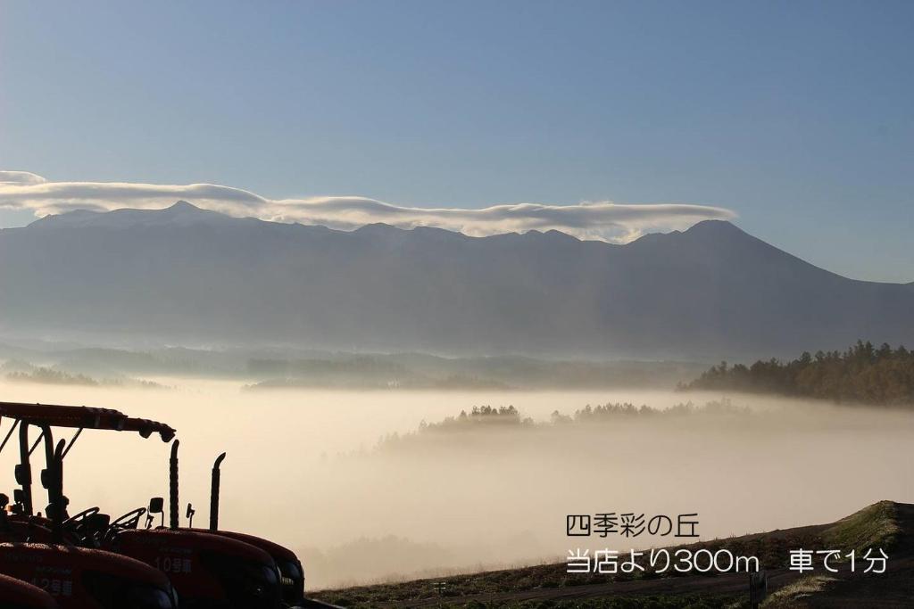 咖啡旅館觸木 (Cafelodge Touch Wood)
