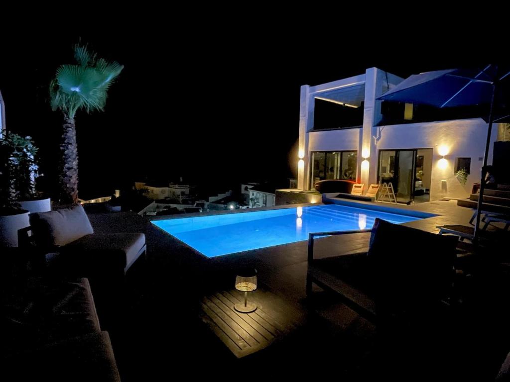Villa Colina del Mar - With Heated Pool & Luxurious View near the beach - 2