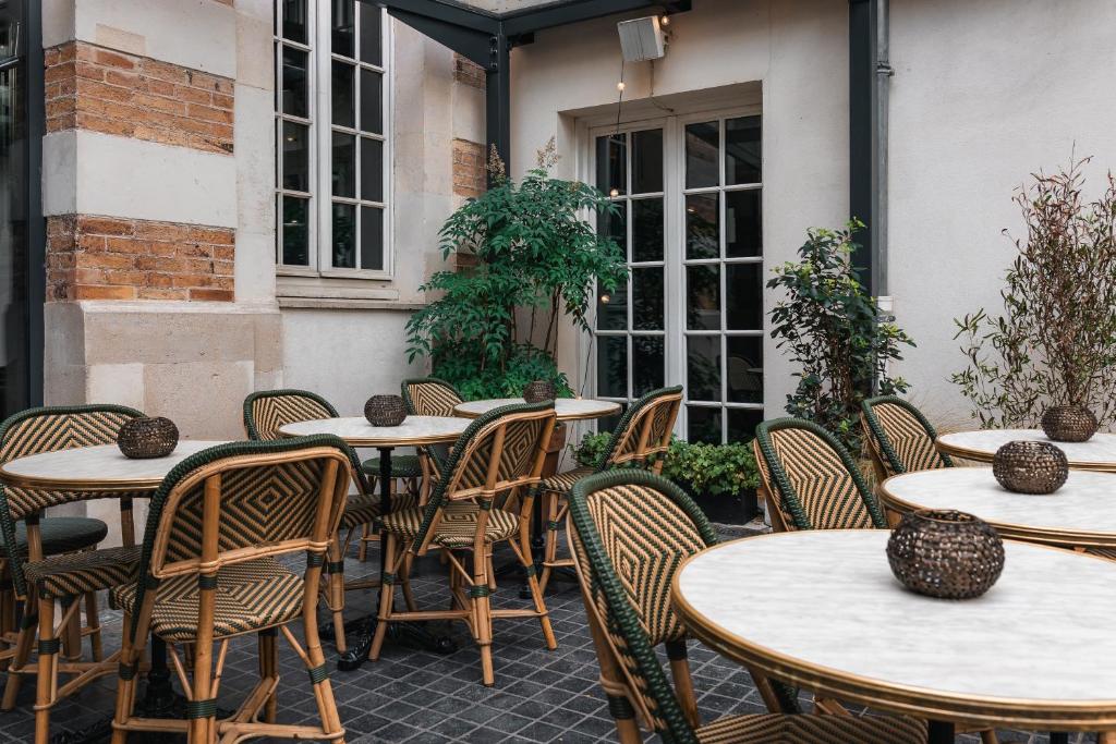 Balcony/terrace, Kube Hotel Ice Bar in Paris