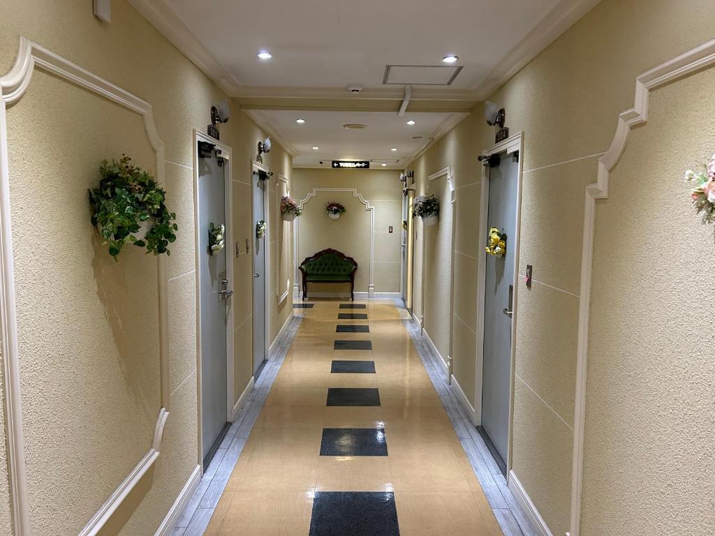 Hotel Sunday Brunch (Adult Only)