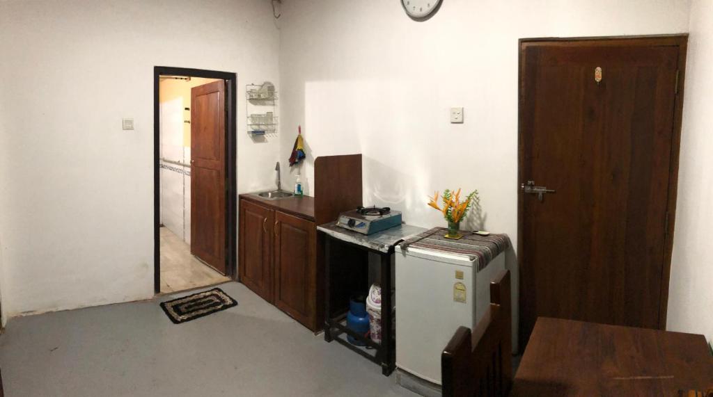 Tiny Stay, Hikkaduwa