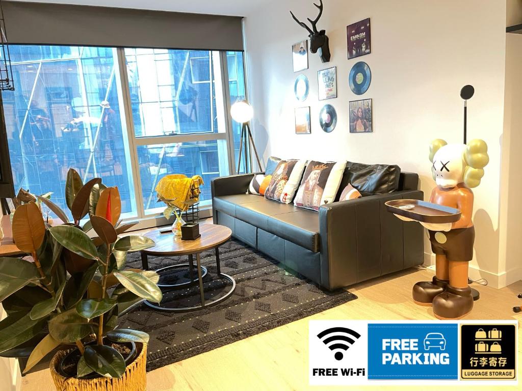 New Retro Style 2Bedrooms Max for 6 in Heart of CBD, Melbourne