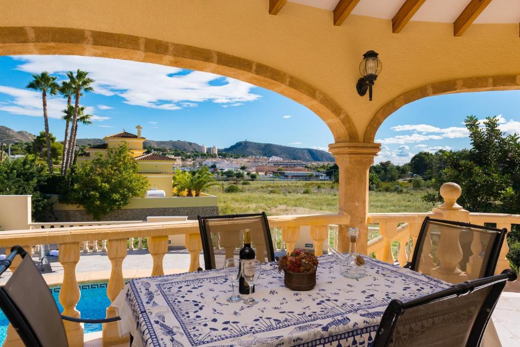 Villa Llobell - Plusholidays - 5