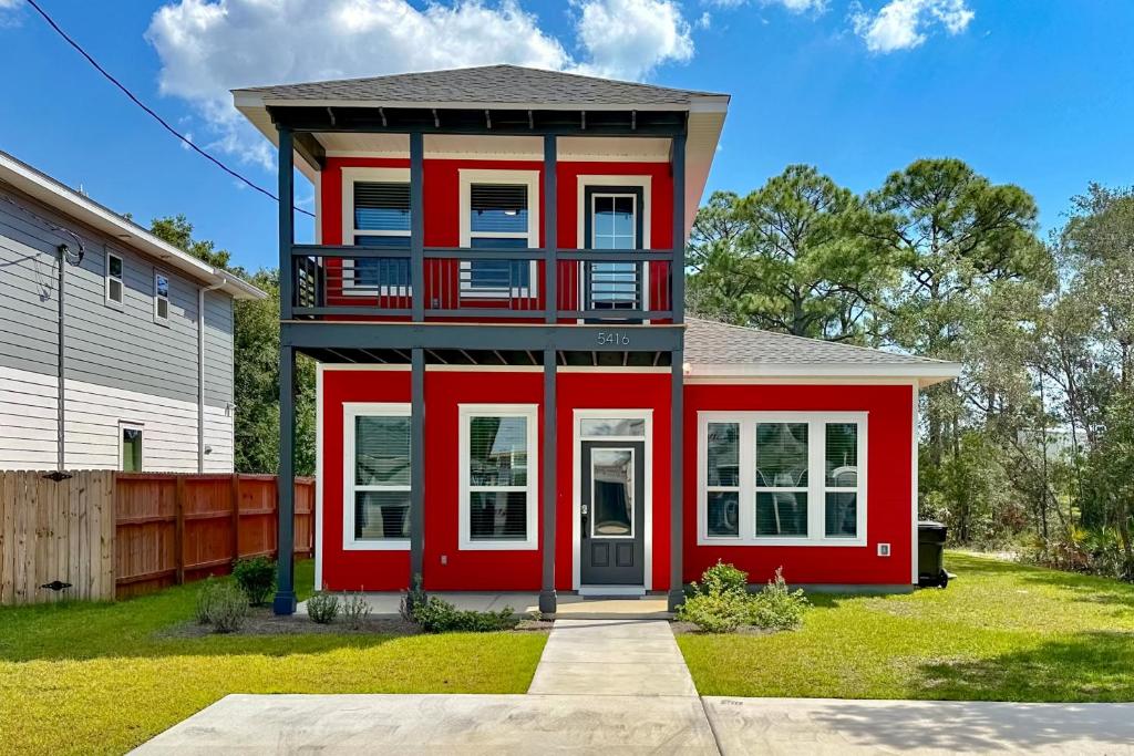 Red Fish, Blue Fish, Pensacola