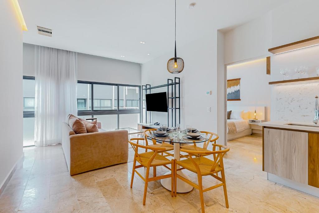 Singular Dream, Unit B 504, Playa del Carmen