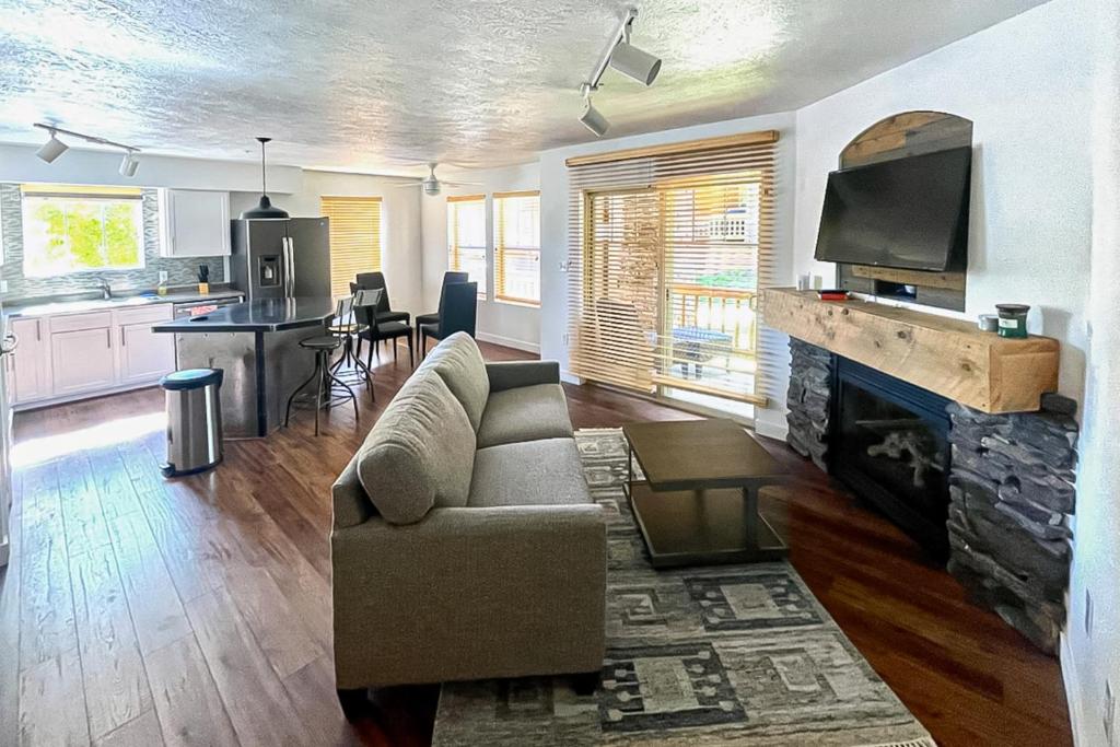 Mountain Oasis, Heber City