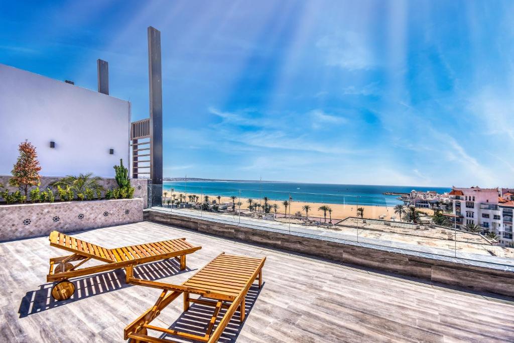 Luxury Seafront Appartement 6-7p, Agádir