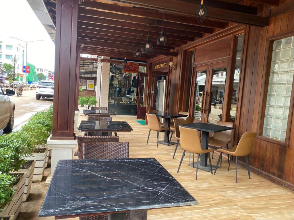 서빈 호텔 앤 레스토랑 (Subbinh Hotel and Restaurant)